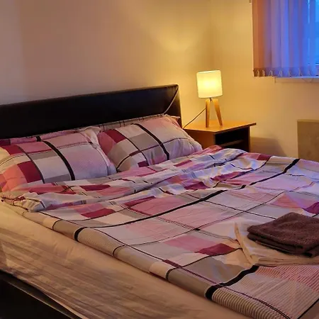 Apartman Hit